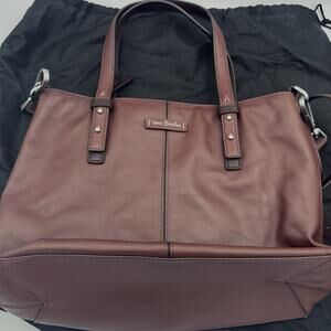 VERA BRADLEY GALLATIN Retired Leather Tote Handbag Dust Cover Burgundy Classic